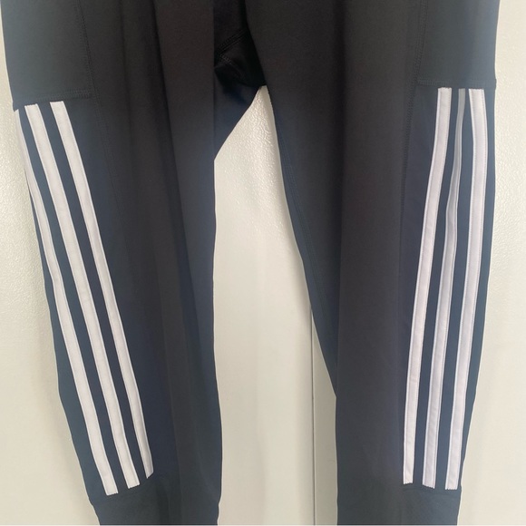 NWOT Women’s Adidas Slim Fit Black 3 Stripe Track Pants Size Large - AEROREADY - Picture 4 of 8